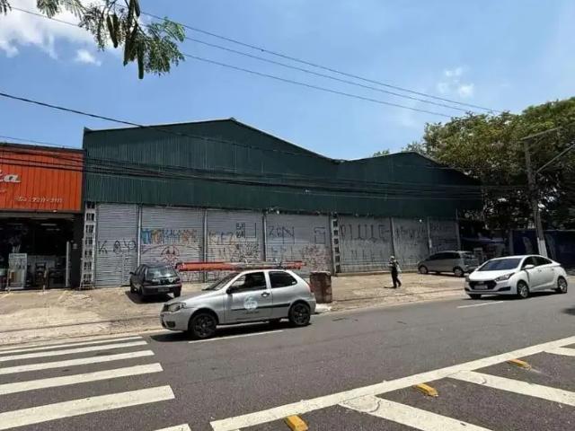 Ponto Comercial aluguel em Região Imediata de São Paulo, Região Metropolitana de São Paulo