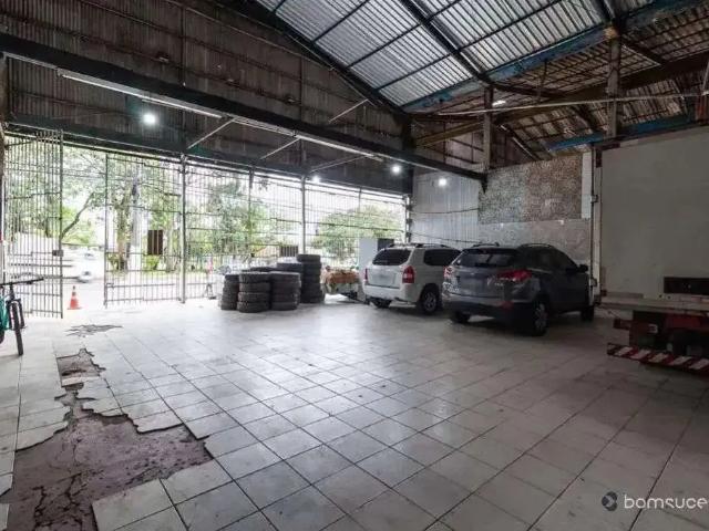 Ponto Comercial aluguel em Região Imediata de São Paulo, Região Metropolitana de São Paulo