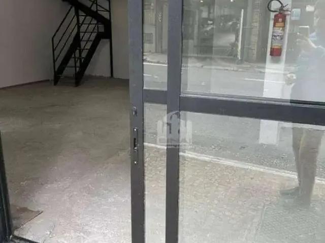 Ponto Comercial aluguel em Região Imediata de São Paulo, Região Metropolitana de São Paulo