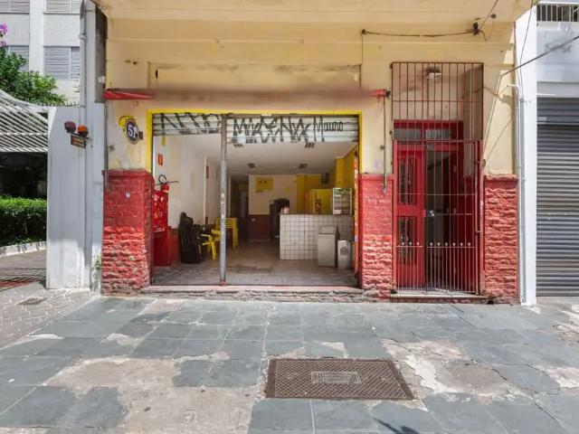 Ponto Comercial aluguel em Região Imediata de São Paulo, Região Metropolitana de São Paulo