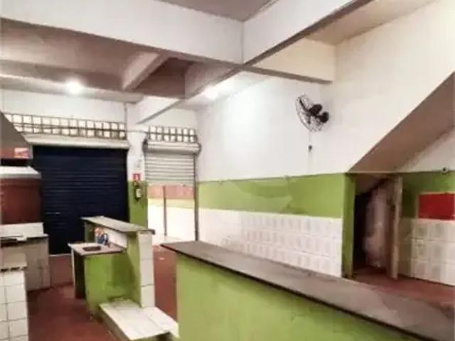 Ponto Comercial aluguel em Região Imediata de São Paulo, Região Metropolitana de São Paulo