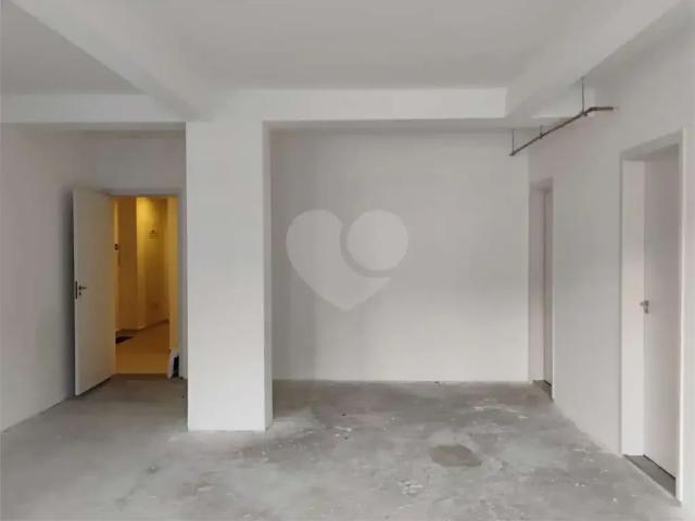 Ponto Comercial aluguel em Região Imediata de São Paulo, Região Metropolitana de São Paulo