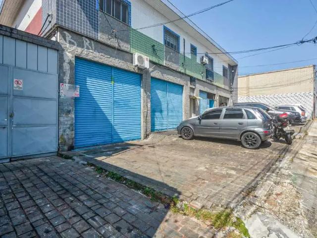 Ponto Comercial aluguel em Região Imediata de São Paulo, Região Metropolitana de São Paulo