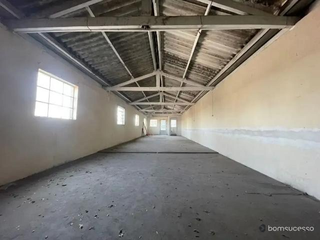 Ponto Comercial aluguel em Região Imediata de São Paulo, Região Metropolitana de São Paulo