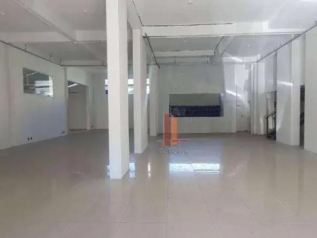 Ponto Comercial aluguel em Região Imediata de São Paulo, Região Metropolitana de São Paulo