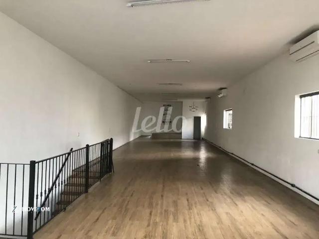 Ponto Comercial aluguel em Região Imediata de São Paulo, Região Metropolitana de São Paulo