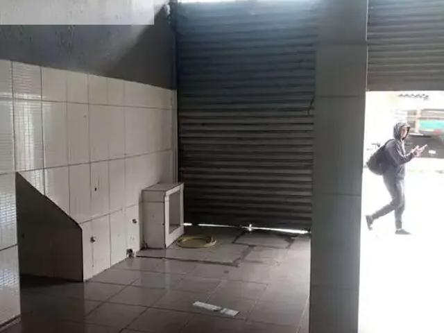 Ponto Comercial aluguel em Região Imediata de São Paulo, Região Metropolitana de São Paulo