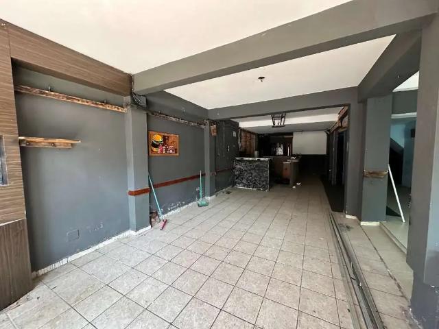 Ponto Comercial aluguel em Região Imediata de São Paulo, Região Metropolitana de São Paulo