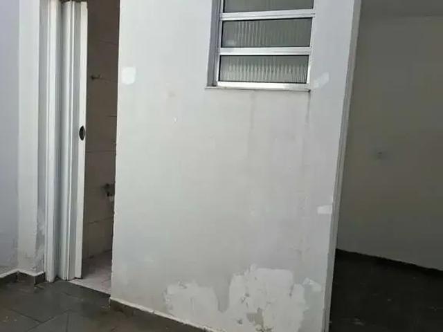 Ponto Comercial aluguel em Região Imediata de São Paulo, Região Metropolitana de São Paulo