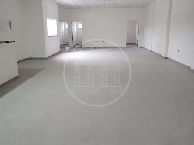 Ponto Comercial aluguel em Região Imediata de São Paulo, Região Metropolitana de São Paulo