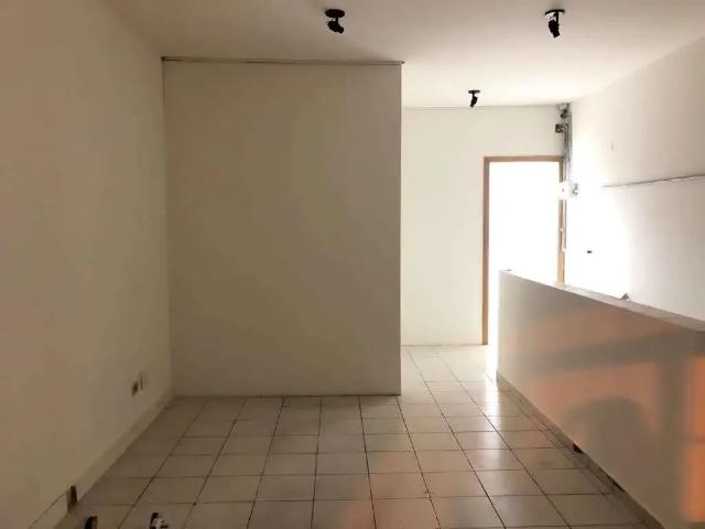 Ponto Comercial aluguel em Região Imediata de São Paulo, Região Metropolitana de São Paulo