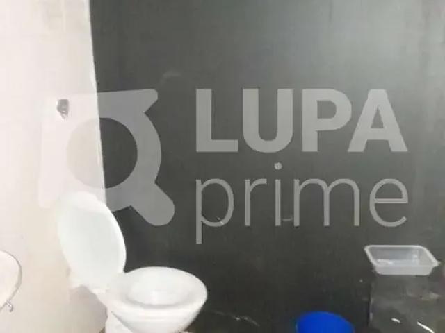 Ponto Comercial aluguel em Região Imediata de São Paulo, Região Metropolitana de São Paulo