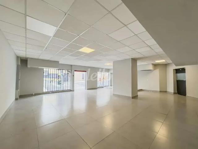Ponto Comercial aluguel em Região Imediata de São Paulo, Região Metropolitana de São Paulo