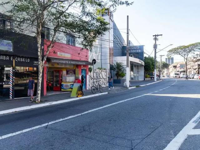 Ponto Comercial aluguel em Região Imediata de São Paulo, Região Metropolitana de São Paulo