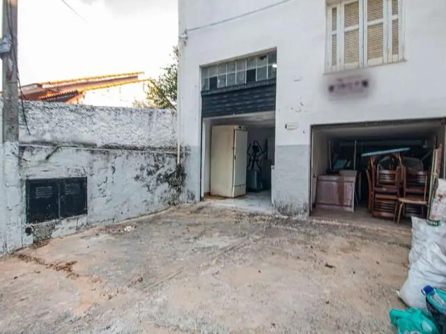 Ponto Comercial aluguel em Região Imediata de São Paulo, Região Metropolitana de São Paulo