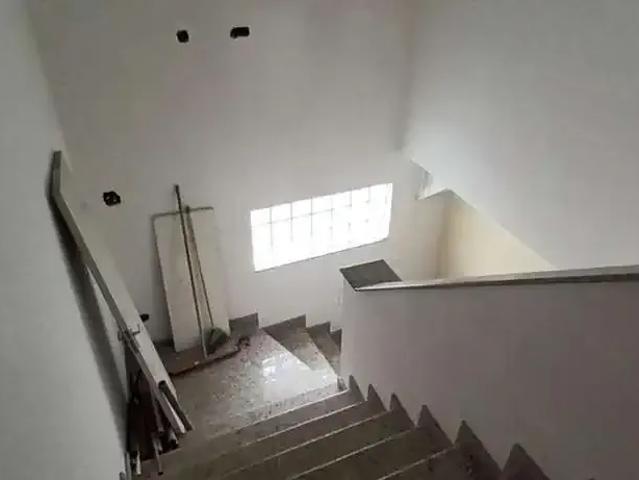 Ponto Comercial aluguel em Região Imediata de São Paulo, Região Metropolitana de São Paulo