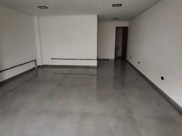 Ponto Comercial aluguel em Região Imediata de São Paulo, Região Metropolitana de São Paulo