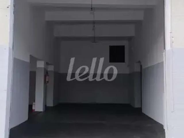 Ponto Comercial aluguel em Região Imediata de São Paulo, Região Metropolitana de São Paulo