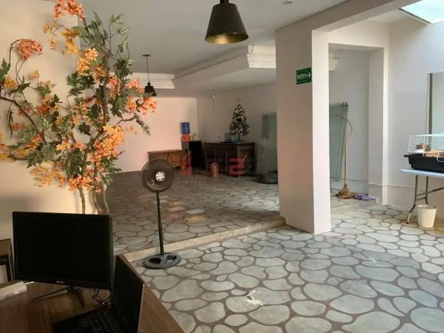 Ponto Comercial aluguel em Região Imediata de São Paulo, Região Metropolitana de São Paulo