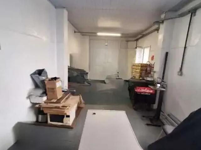 Ponto Comercial aluguel em Região Imediata de São Paulo, Região Metropolitana de São Paulo