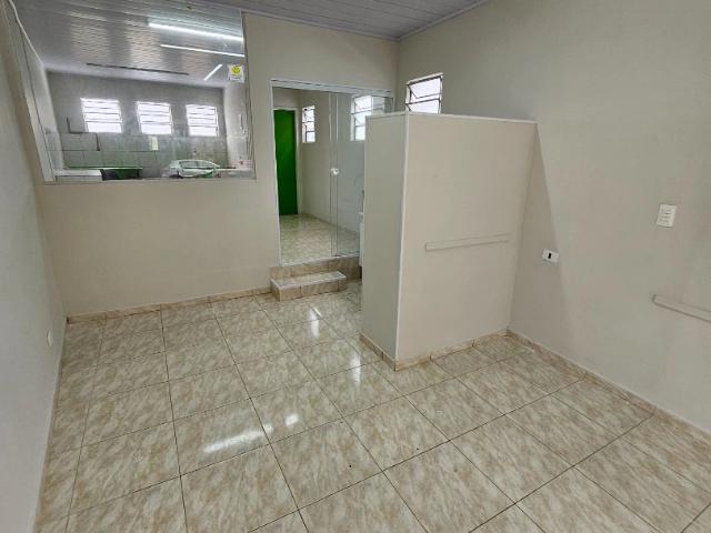Ponto Comercial aluguel em Região Imediata de São Paulo, Região Metropolitana de São Paulo