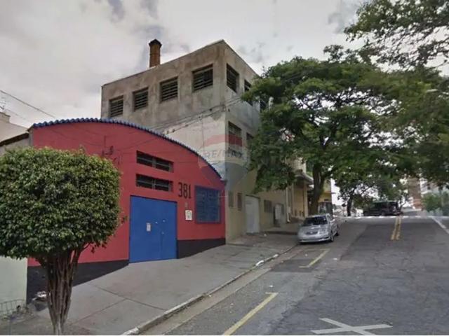 Ponto Comercial aluguel em Região Imediata de São Paulo, Região Metropolitana de São Paulo