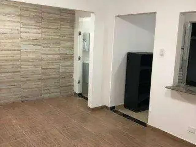 Ponto Comercial aluguel em Região Imediata de São Paulo, Região Metropolitana de São Paulo