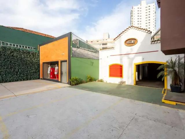 Ponto Comercial aluguel em Região Imediata de São Paulo, Região Metropolitana de São Paulo