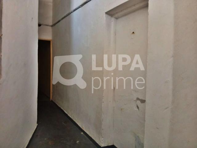 Ponto Comercial aluguel em Região Imediata de São Paulo, Região Metropolitana de São Paulo