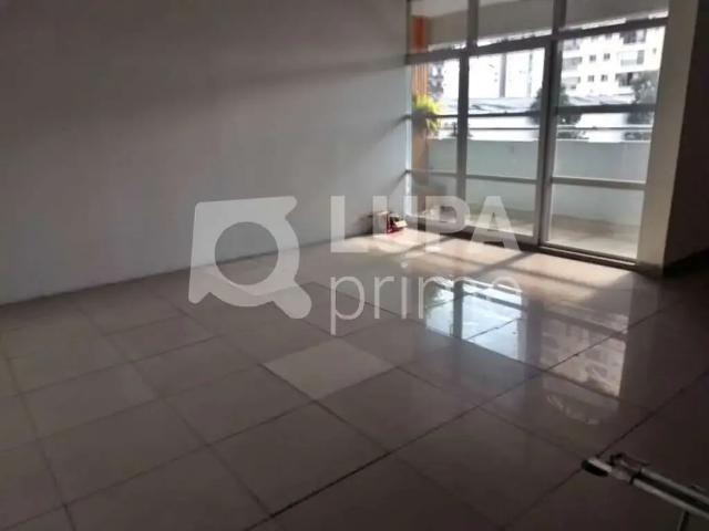 Ponto Comercial aluguel em Região Imediata de São Paulo, Região Metropolitana de São Paulo
