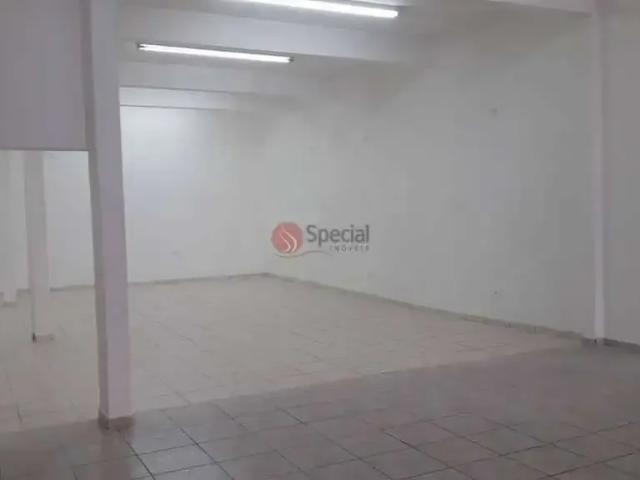 Ponto Comercial aluguel em Região Imediata de São Paulo, Região Metropolitana de São Paulo