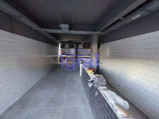 Ponto Comercial aluguel em Região Imediata de São Paulo, Região Metropolitana de São Paulo