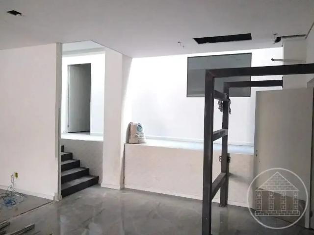 Ponto Comercial aluguel em Região Imediata de São Paulo, Região Metropolitana de São Paulo