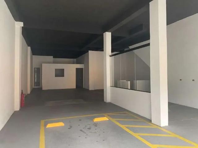 Ponto Comercial aluguel em Região Imediata de São Paulo, Região Metropolitana de São Paulo
