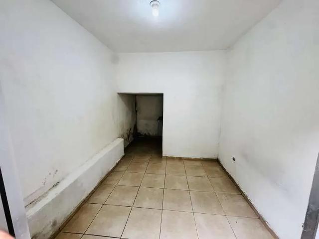 Ponto Comercial aluguel em Região Imediata de São Paulo, Região Metropolitana de São Paulo