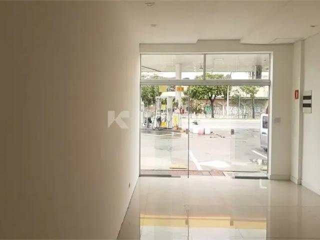 Ponto Comercial aluguel em Região Imediata de São Paulo, Região Metropolitana de São Paulo