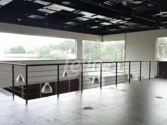 Ponto Comercial aluguel em Região Imediata de São Paulo, Região Metropolitana de São Paulo