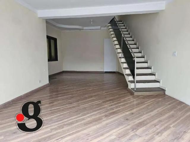 Ponto Comercial aluguel em Região Imediata de São Paulo, Região Metropolitana de São Paulo