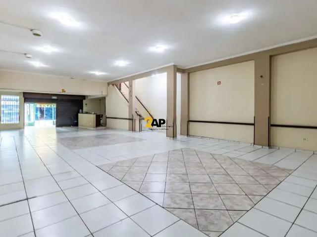 Ponto Comercial aluguel em Região Imediata de São Paulo, Região Metropolitana de São Paulo