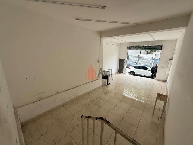 Ponto Comercial aluguel em Região Imediata de São Paulo, Região Metropolitana de São Paulo