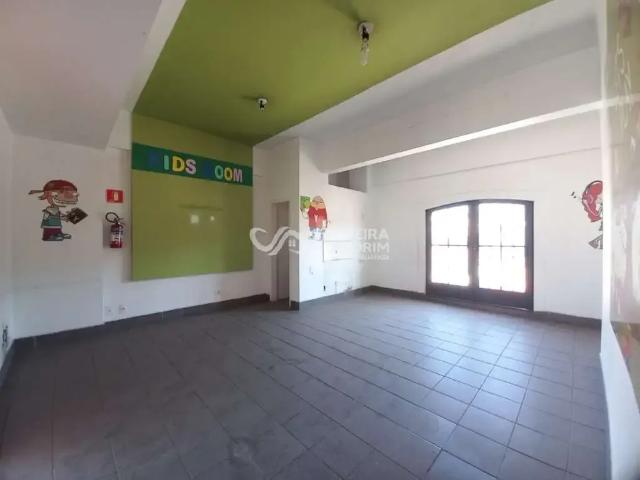 Ponto Comercial aluguel em Região Imediata de São Paulo, Região Metropolitana de São Paulo