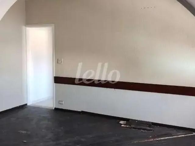 Ponto Comercial aluguel em Região Imediata de São Paulo, Região Metropolitana de São Paulo