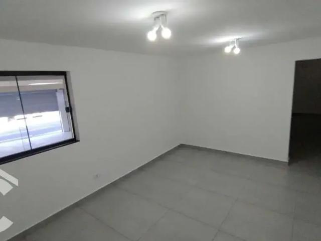 Ponto Comercial aluguel em Região Imediata de São Paulo, Região Metropolitana de São Paulo