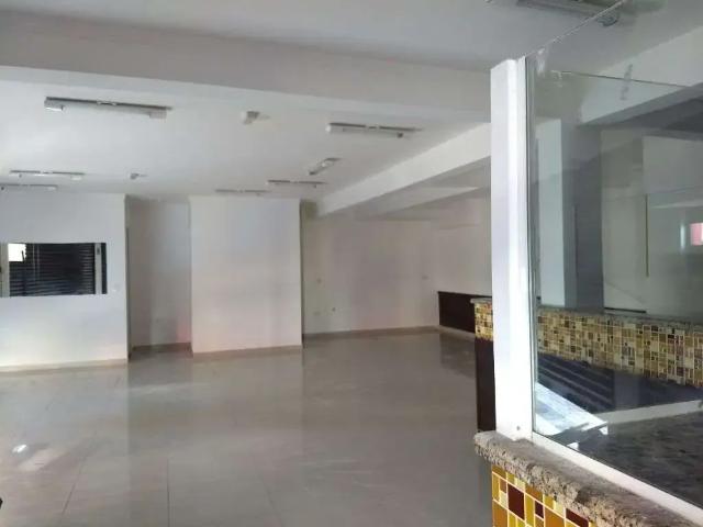Ponto Comercial aluguel em Região Imediata de São Paulo, Região Metropolitana de São Paulo