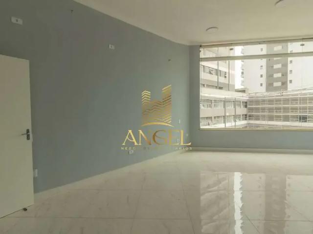 Ponto Comercial aluguel em Região Imediata de São Paulo, Região Metropolitana de São Paulo