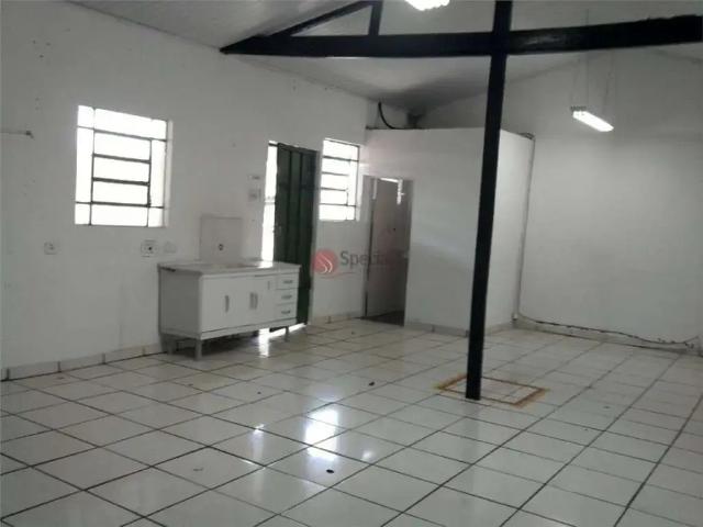 Ponto Comercial aluguel em Região Imediata de São Paulo, Região Metropolitana de São Paulo