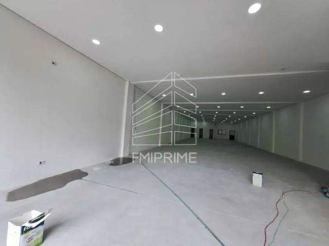 Ponto Comercial aluguel em Região Imediata de São Paulo, Região Metropolitana de São Paulo