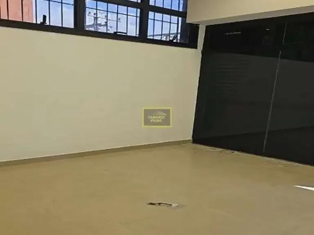 Ponto Comercial aluguel em Região Imediata de São Paulo, Região Metropolitana de São Paulo