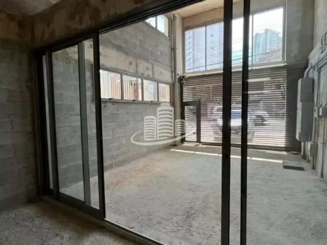 Ponto Comercial aluguel em Região Imediata de São Paulo, Região Metropolitana de São Paulo