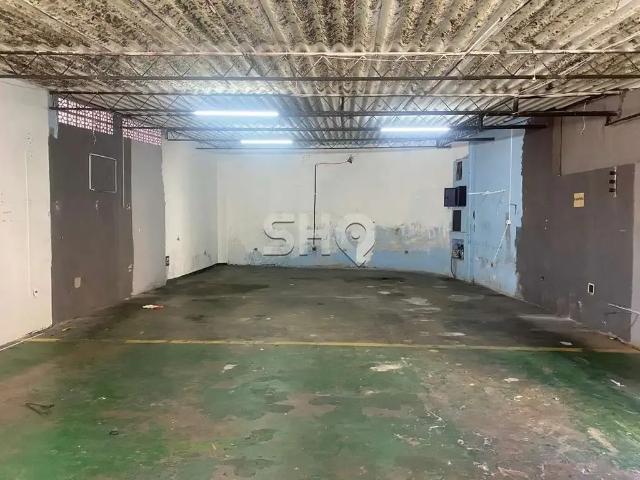 Ponto Comercial aluguel em Região Imediata de São Paulo, Região Metropolitana de São Paulo